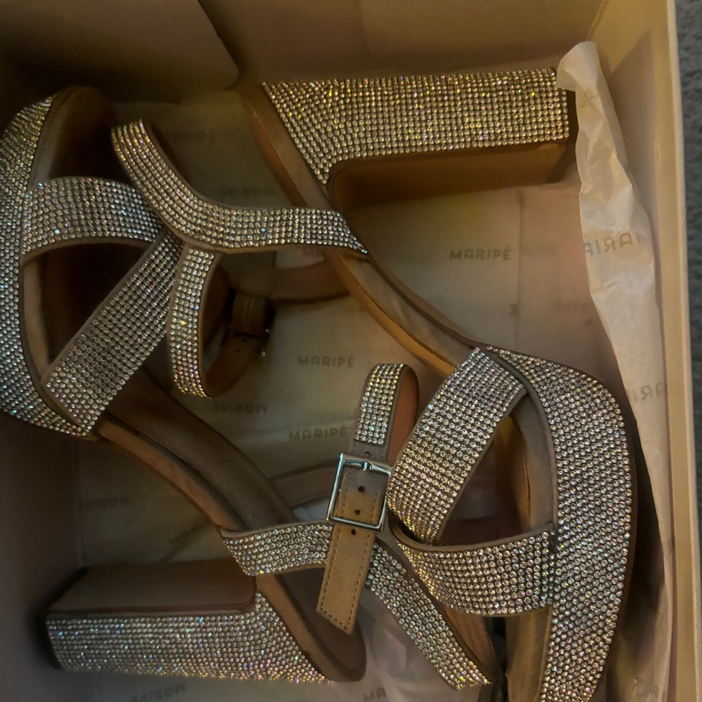 Dressy sandals